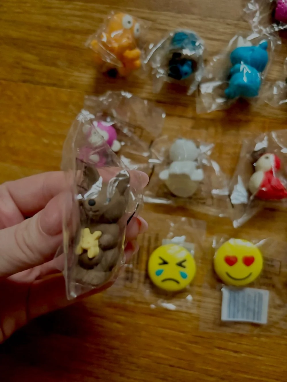 Set of 16 Assorted Animal Emoji Erasers Desk Pets 3D School Supplies New Sealed